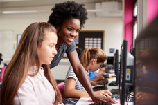 Ressources pour stimuler la passion des filles pour l'informatique