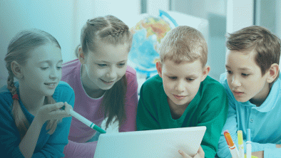 Von Handyverbot zu Medienkompetenz: Tipps für Eltern