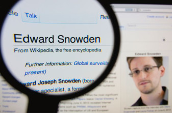 Edward Snowden doesn't use an iPhone for privacy reasons