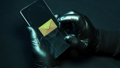 Ingeniería social: suplantan a un banco en redes sociales y toman control del celular con una app legítima