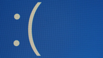 Correos falsos de Booking.com distribuyen malware usando la técnica de ClickFix simulando un error de Windows