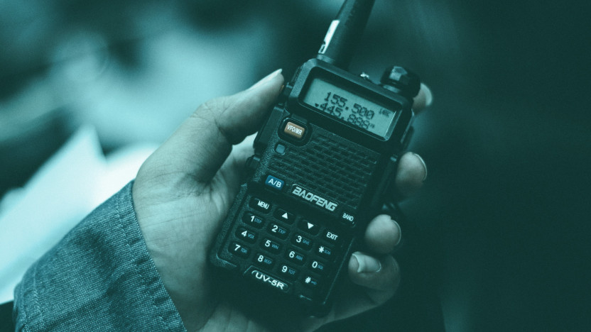 Black Hat 2023: Hacking the police (at least their radios)