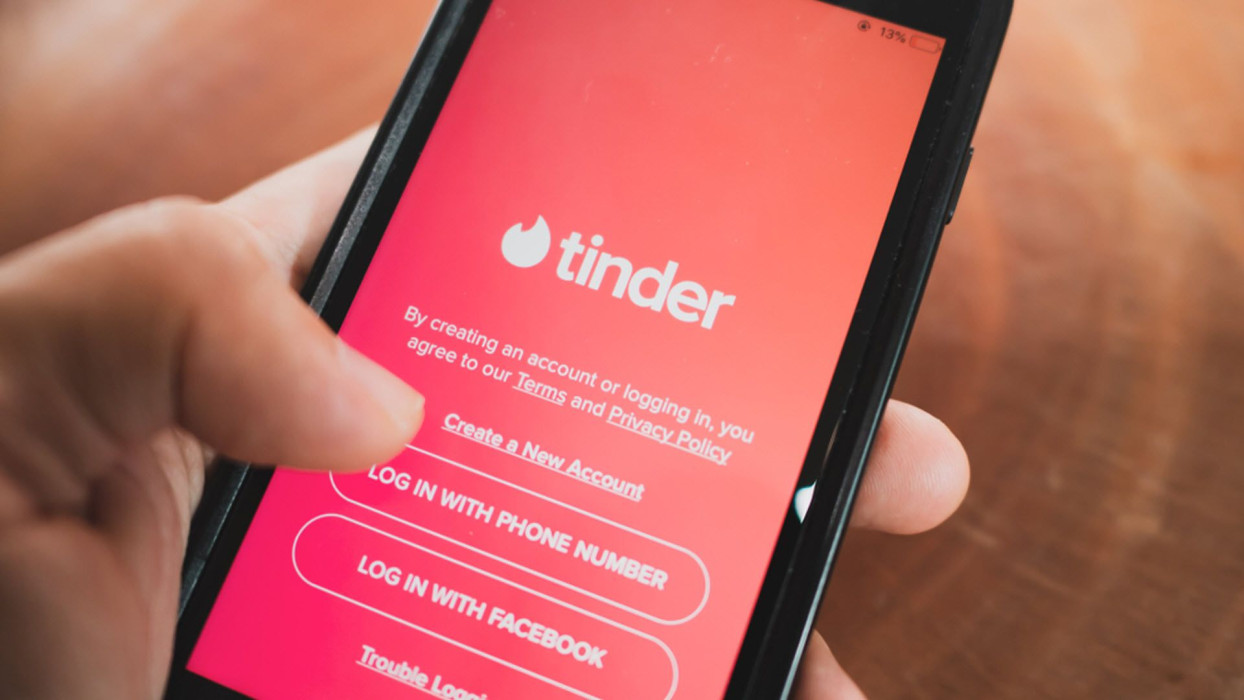 Tinder: importancia de evaluar qué información compartimos