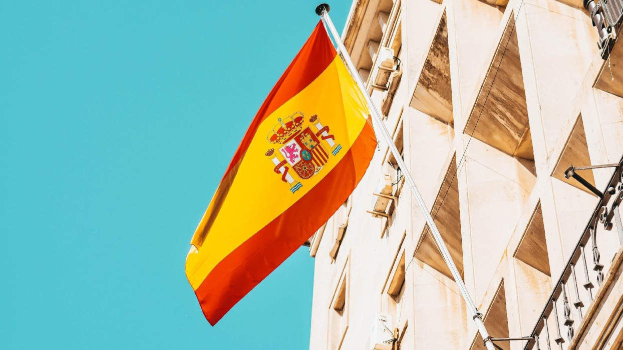 Troyano bancario Grandoreiro apunta a España suplantando la identidad de la Agencia Tributaria