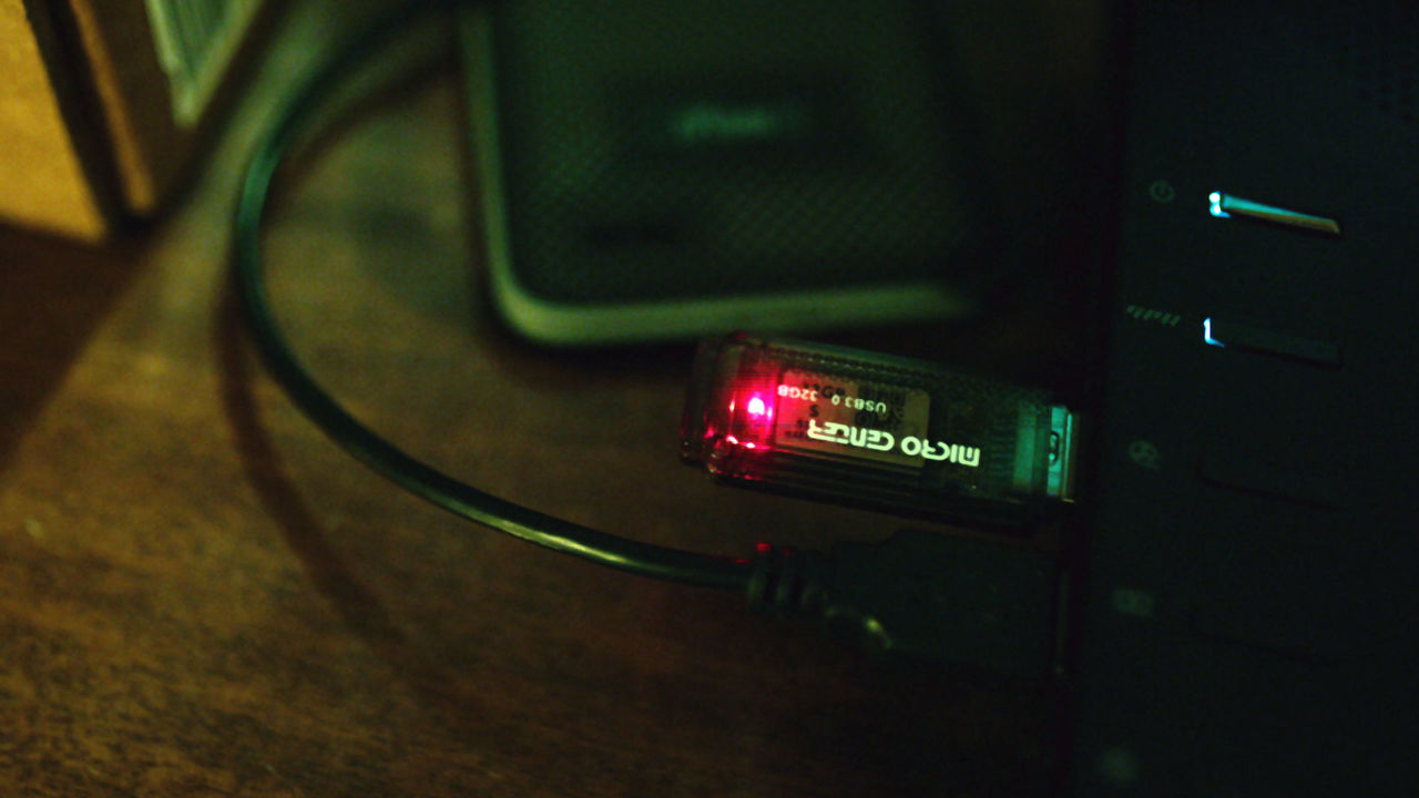 mr. robot usb-hack