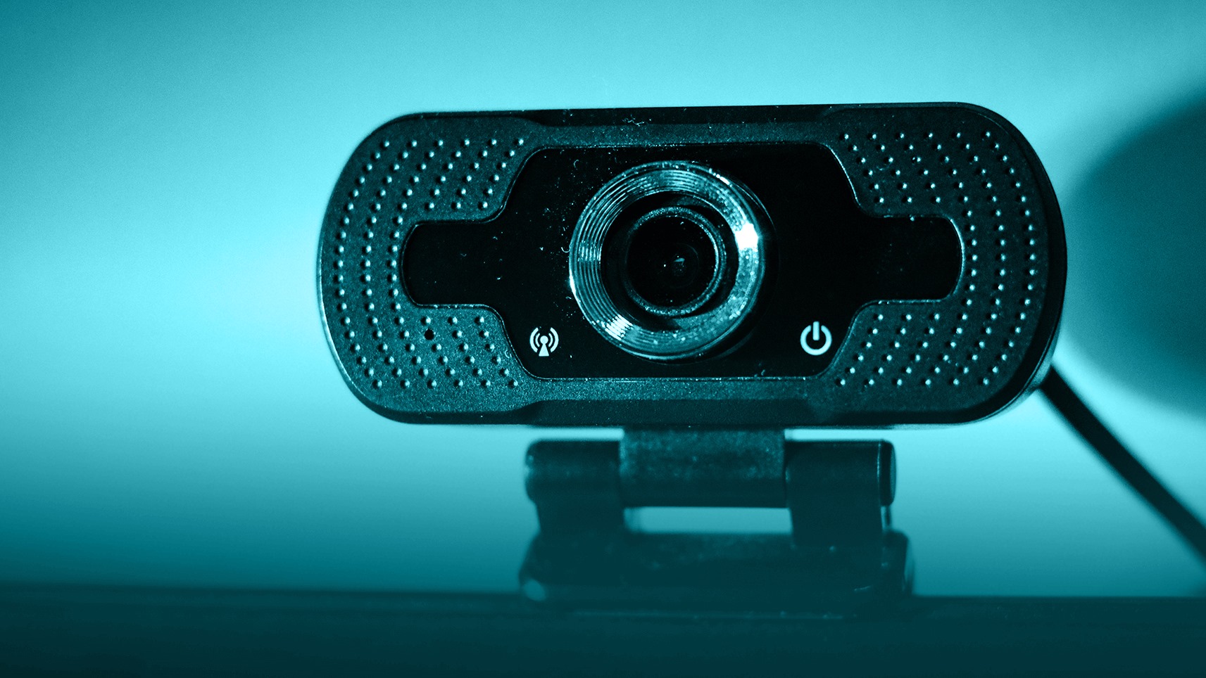Controla la webcam de tu casa desde el móvil con estas
