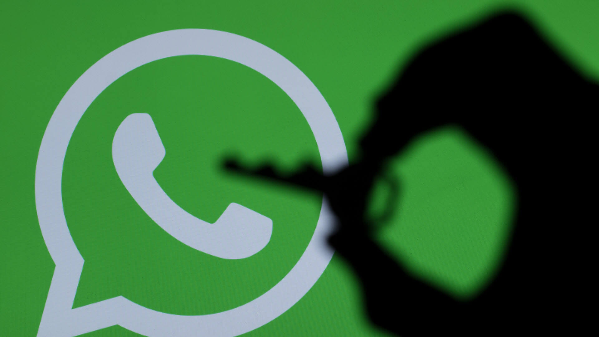 Continúan la estafa de las vacunas para robar cuentas de WhatsApp